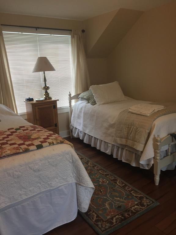 Stephen Clay Homestead Bed And Breakfast Кандия Экстерьер фото